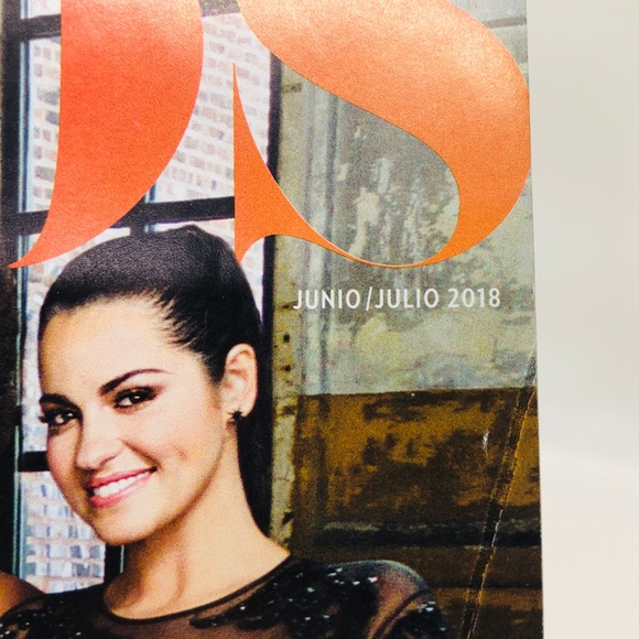 PEOPLE En Espanol Bellos June/July 2018 - Picture 9 of 13